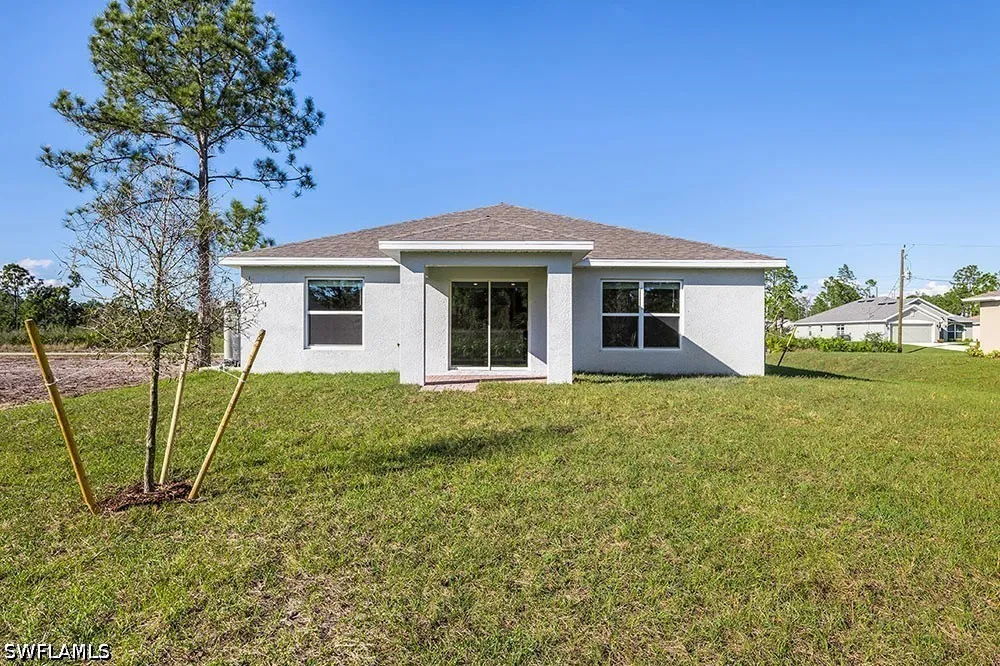Pecan Circle Labelle, FL 33935