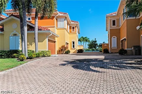 Shadroe Cove Circle #802