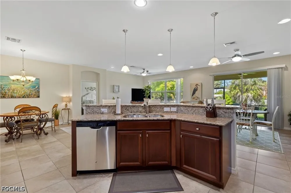 Seaside Key Court North Fort Myers, FL 33903
