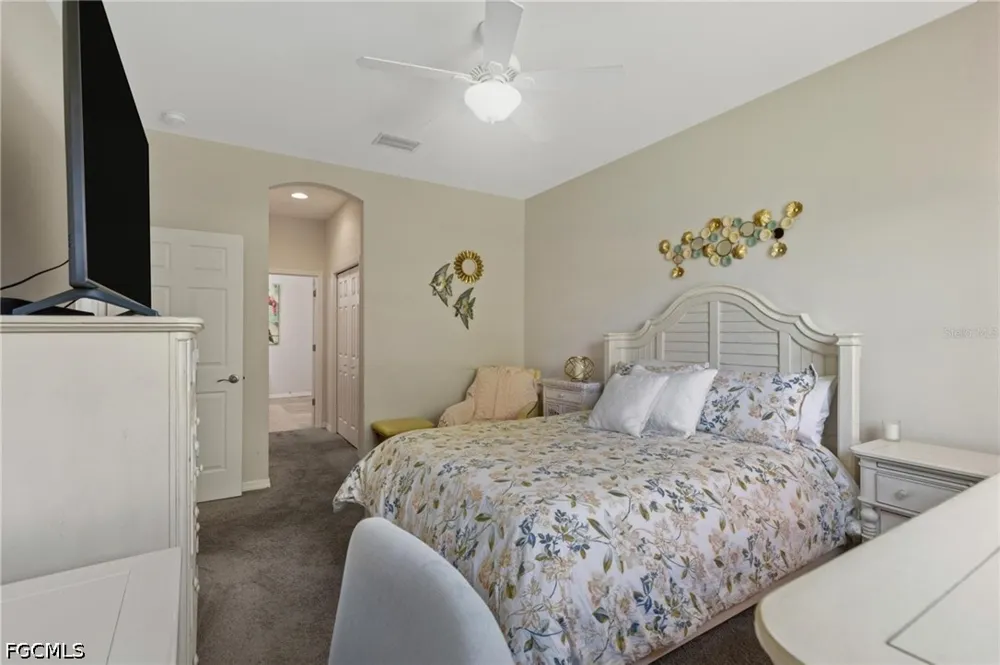 Seaside Key Court North Fort Myers, FL 33903