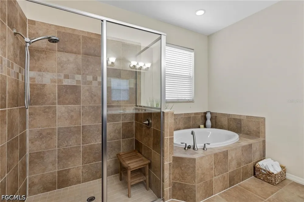 Seaside Key Court North Fort Myers, FL 33903