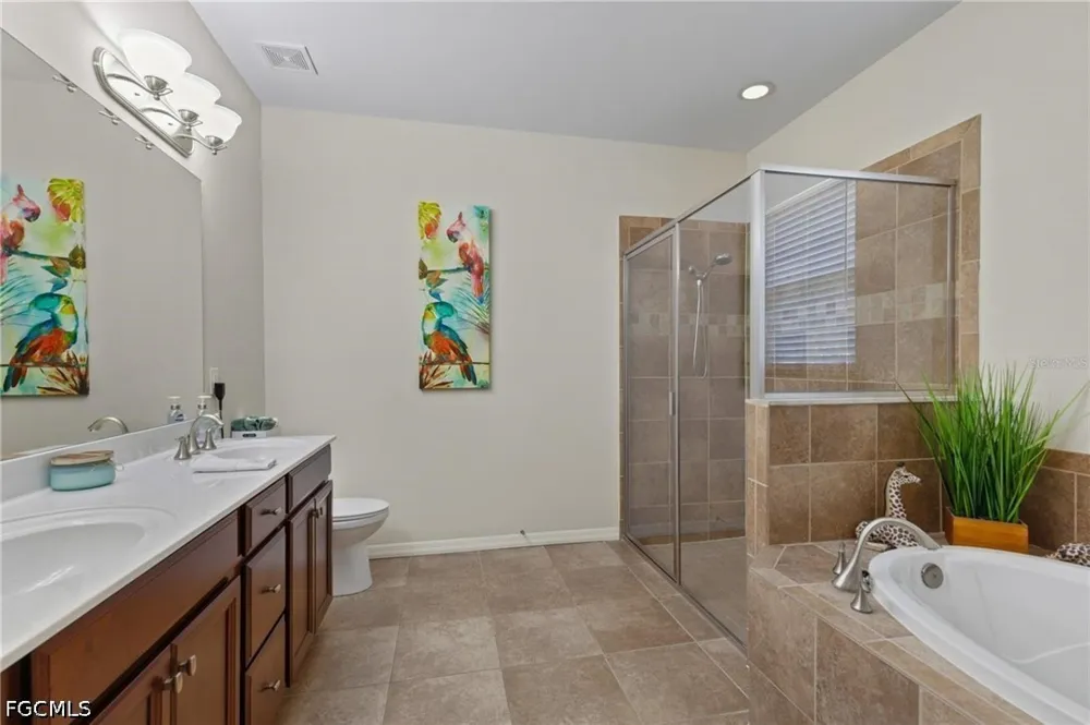 Seaside Key Court North Fort Myers, FL 33903