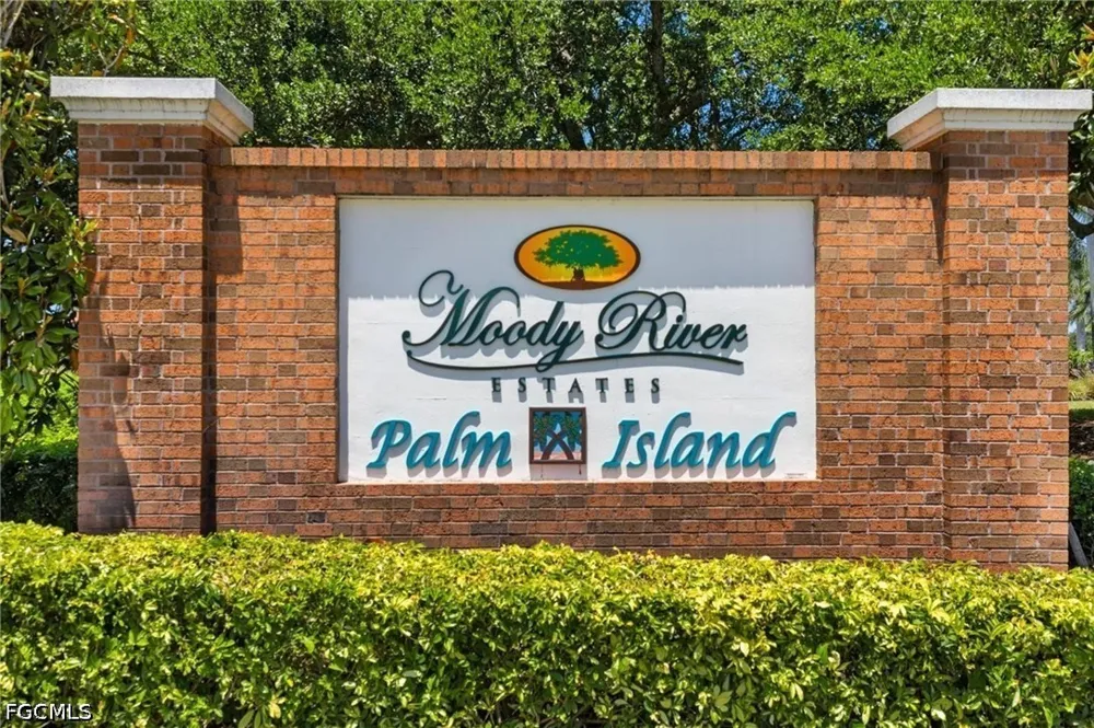 Seaside Key Court North Fort Myers, FL 33903
