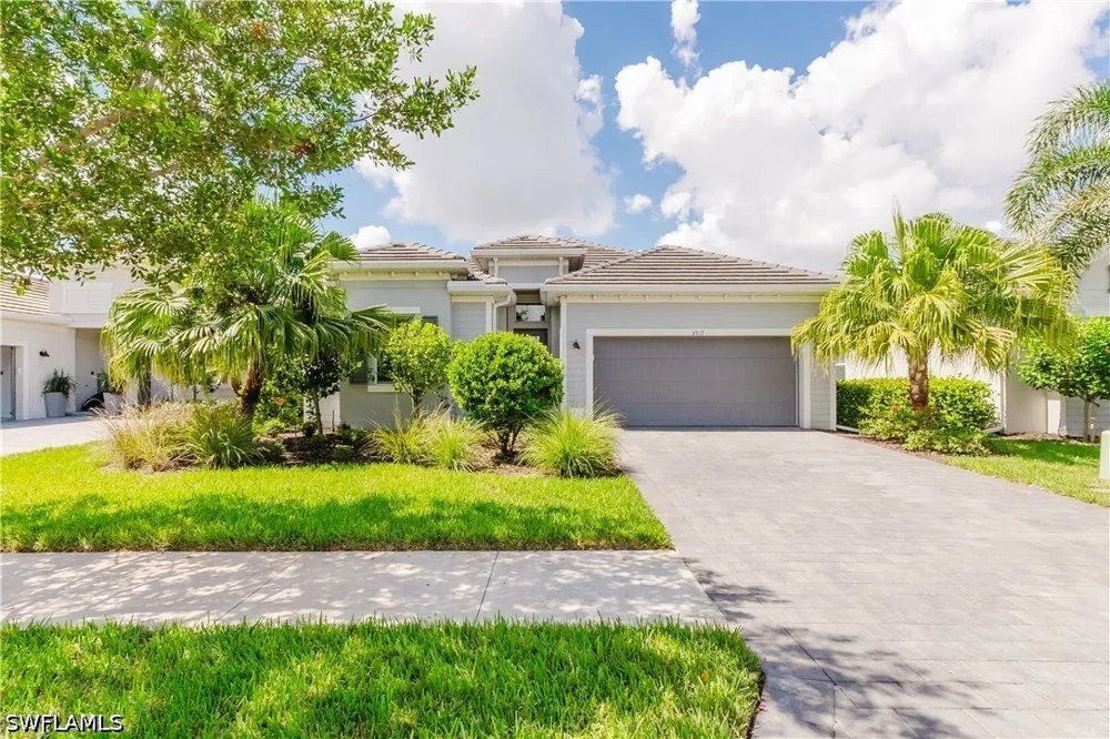BERWICK LANE Ave Maria, FL 34142