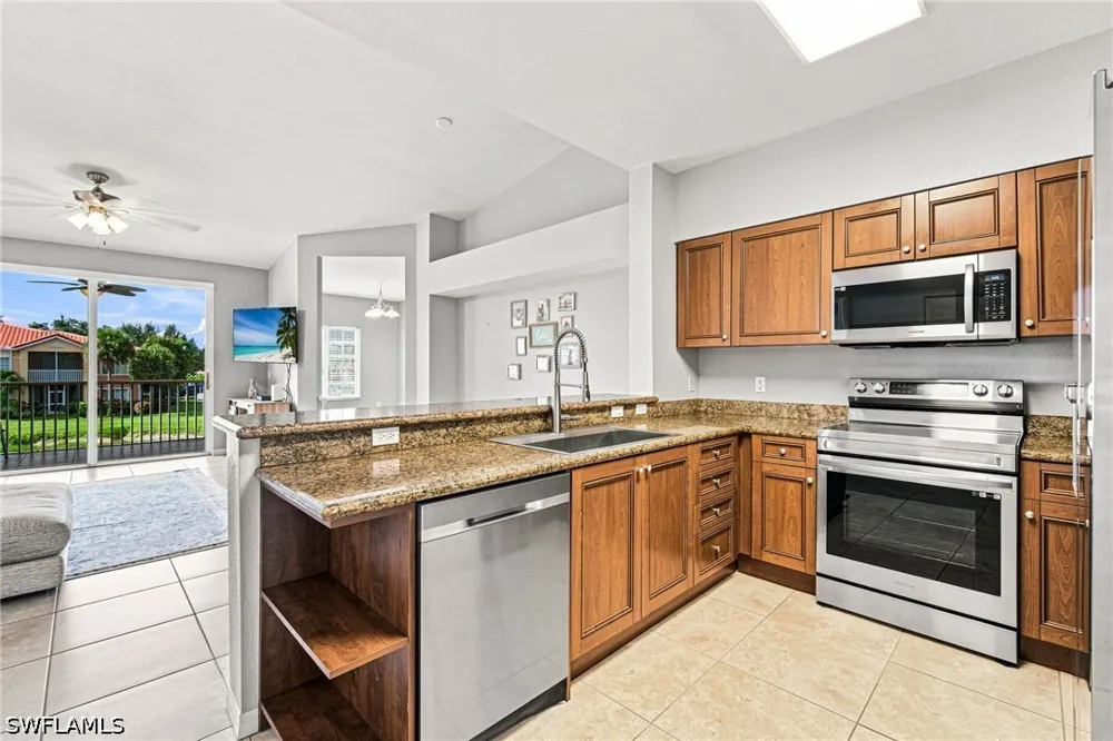 Estero Gardens Circle #207 Estero, FL 33928