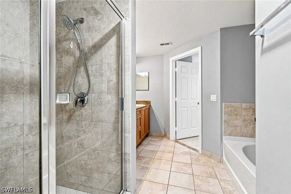Estero Gardens Circle #207 Estero, FL 33928