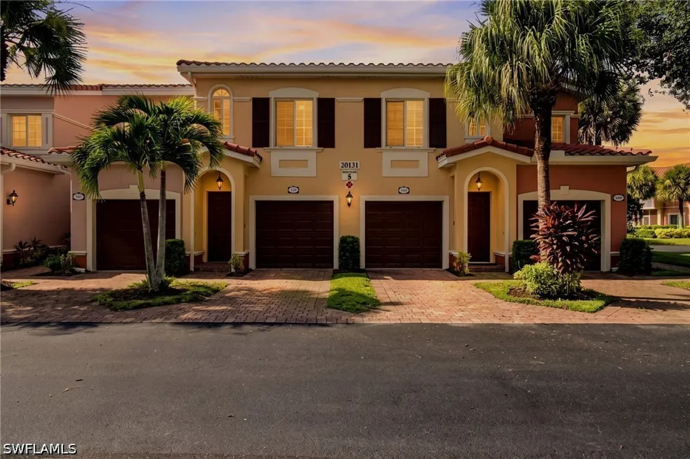 Estero Gardens Circle #207 Estero, FL 33928