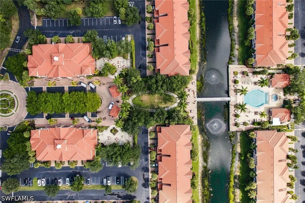 Estero Gardens Circle #207 Estero, FL 33928