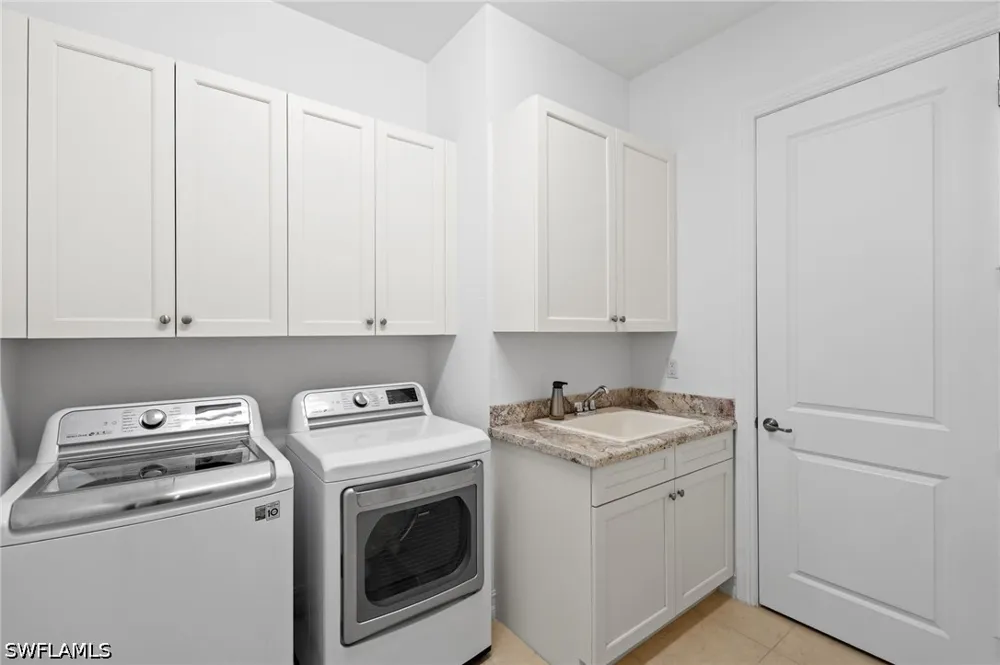 Breakwater Way #9102 Naples, FL 34112