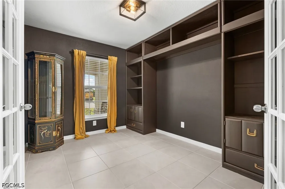 NE 3rd Place Cape Coral, FL 33909