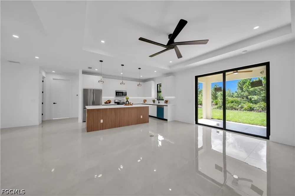 33RD STREET W Lehigh Acres, FL 33971