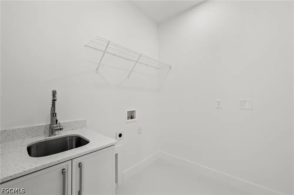 Nina Avenue S Lehigh Acres, FL 33974
