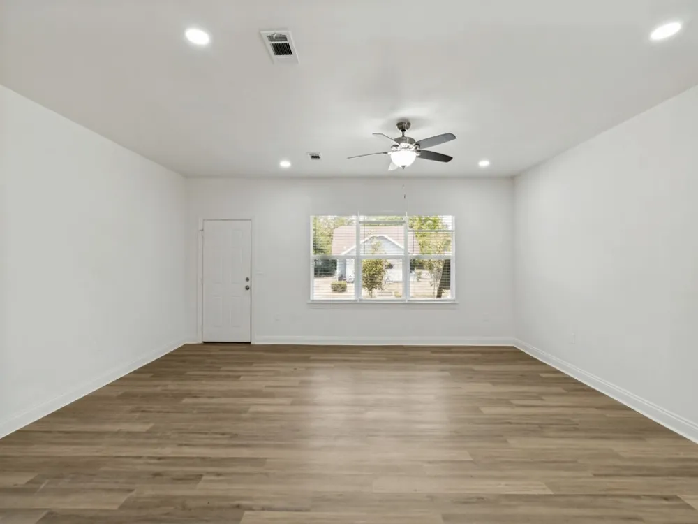 2650 Southland Street Dallas, TX 75215