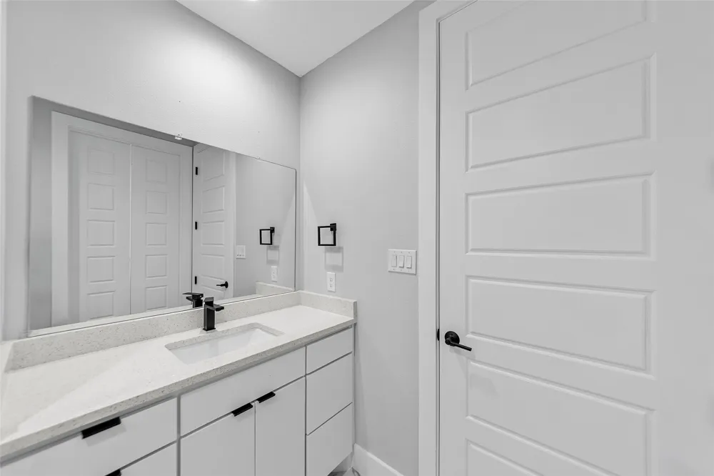 1510 S Lindsay Gainesville, TX 76240
