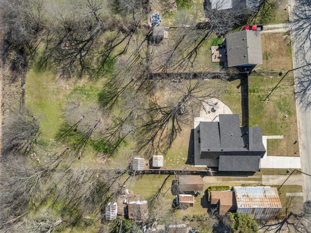 1510 S Lindsay Gainesville, TX 76240
