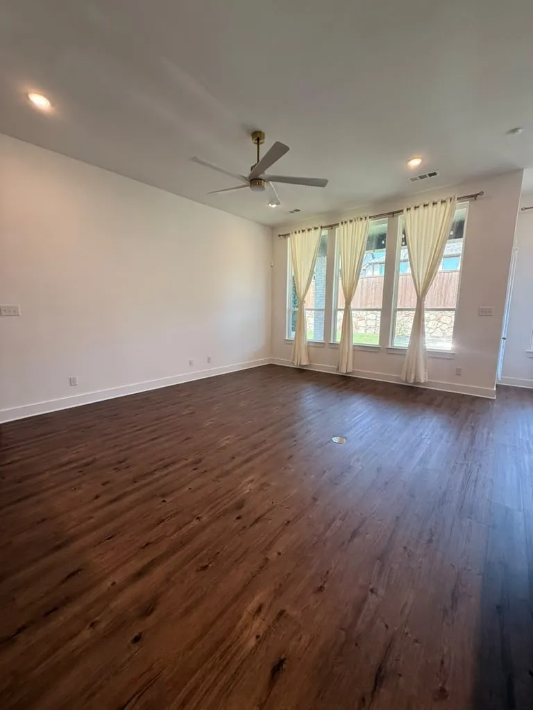 4309 Minnow Cove Oak Point, TX 75068