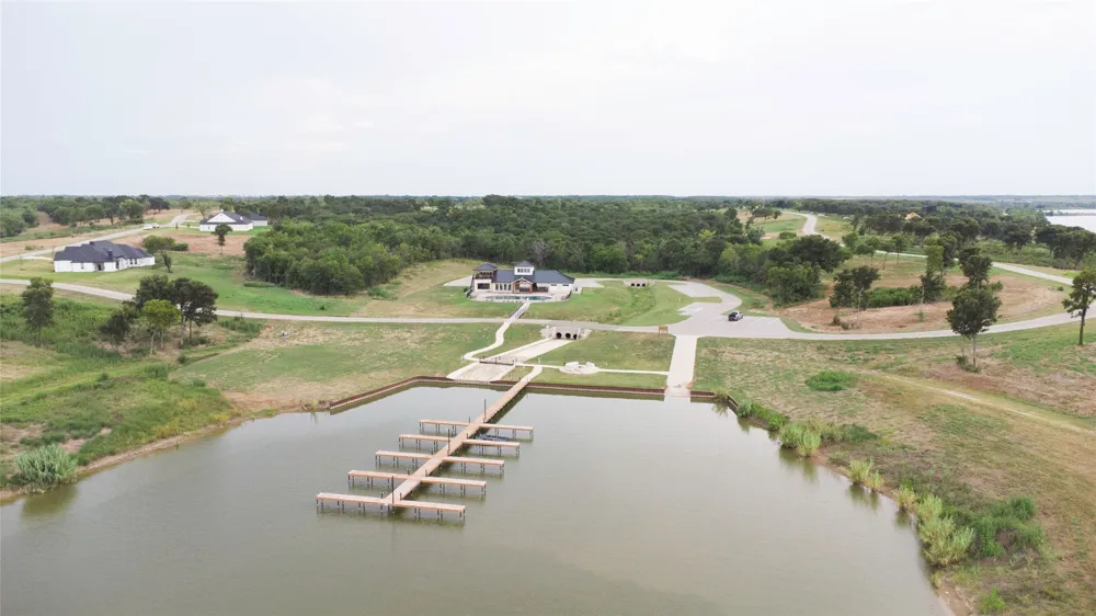 Barefoot Bay Boulevard Corsicana, TX 75109