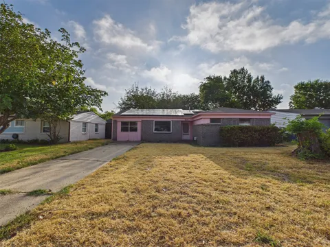 4410 Harvey Drive