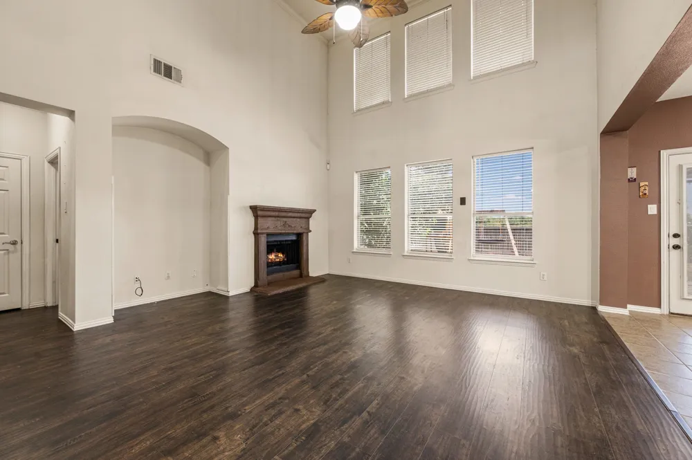 1417 White Ash Street Saginaw, TX 76131