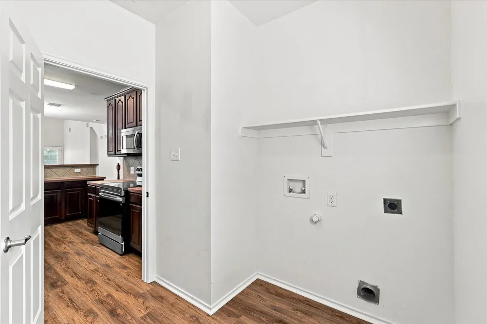 2929 Muirfield Drive Lewisville, TX 75067