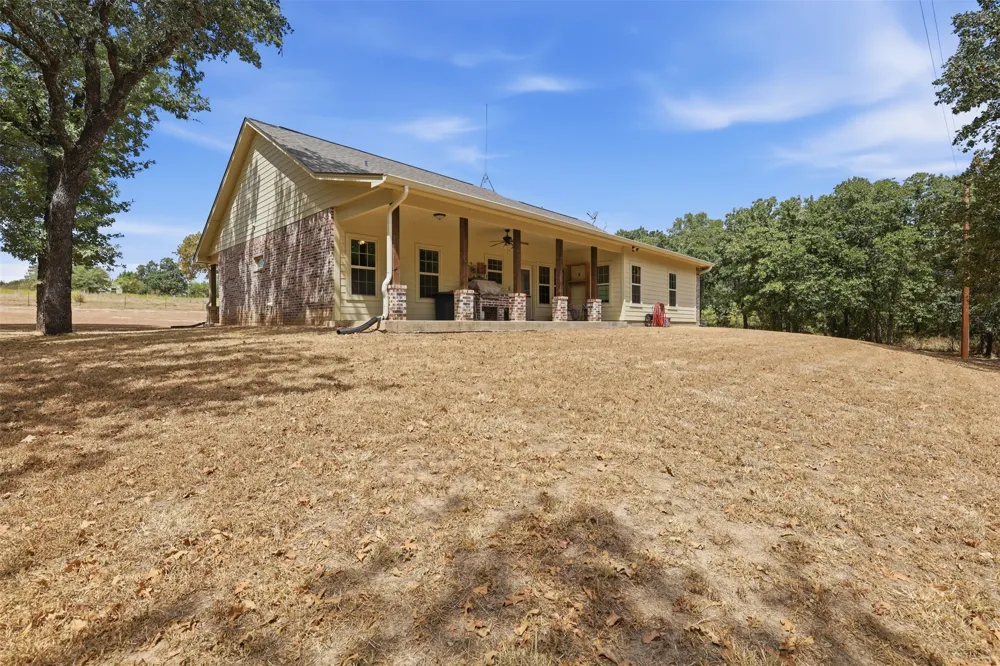 415 Adell Road Weatherford, TX 76088