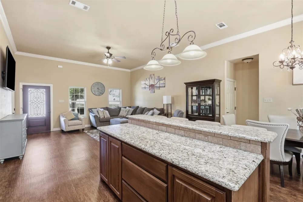 415 Adell Road Weatherford, TX 76088