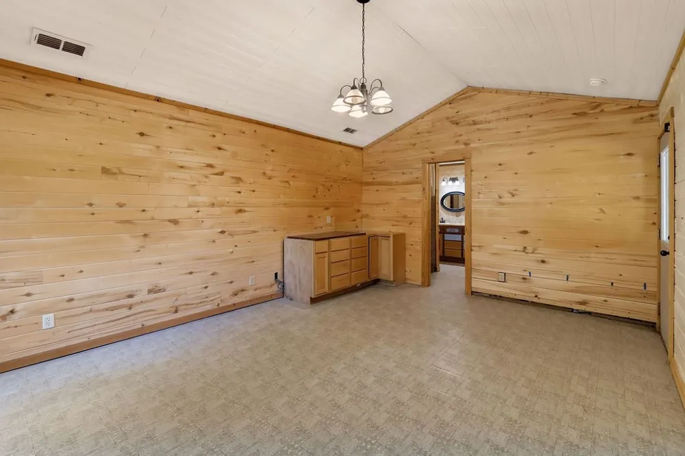 11668 FM 2454 Pittsburg, TX 75686