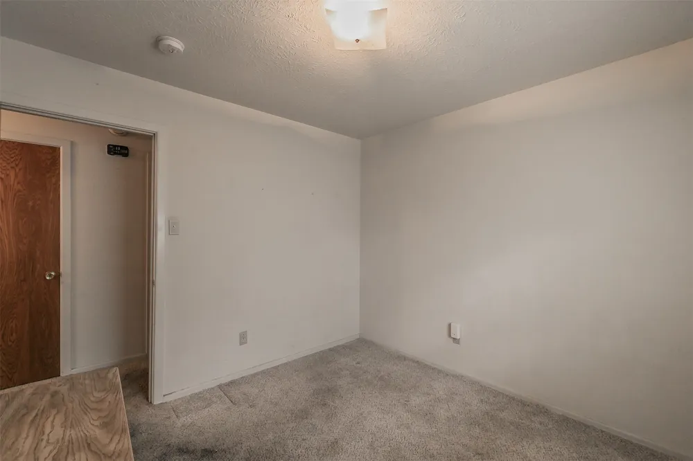 7412 Meadowcrest Drive Fort Worth, TX 76112