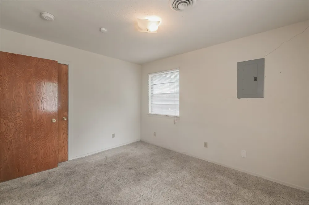 7412 Meadowcrest Drive Fort Worth, TX 76112