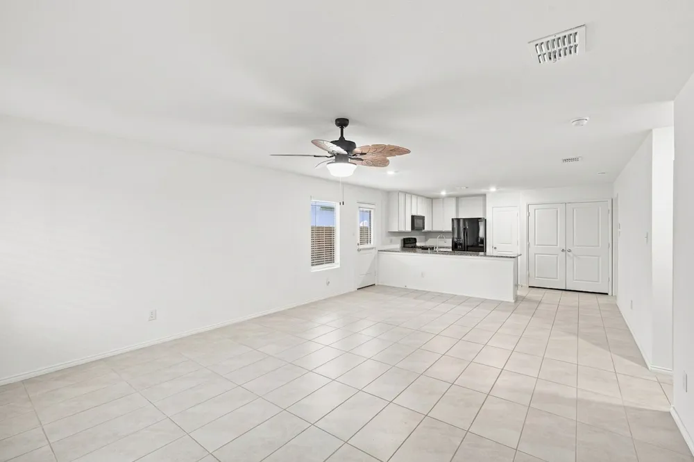 1706 Horizons Hill Crandall, TX 75114