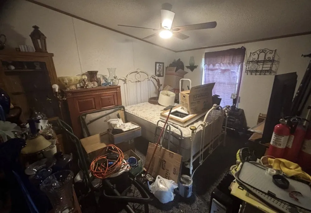 4203 county road 382 No City, TX 78253