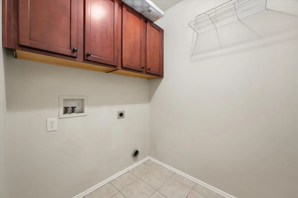 1017 Caleb Street Burleson, TX 76028