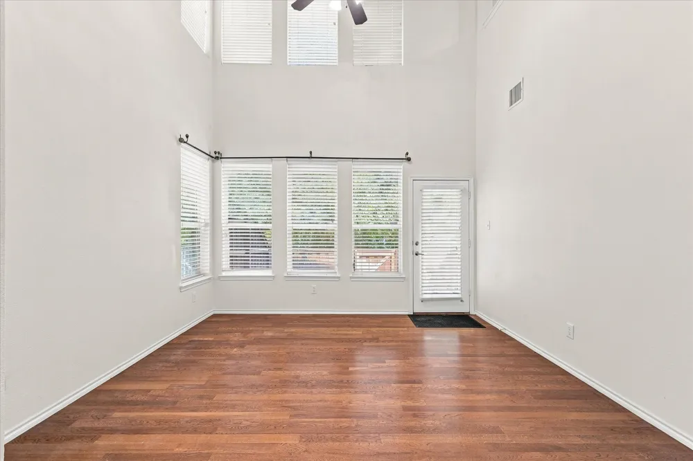 2929 Muirfield Drive Lewisville, TX 75067