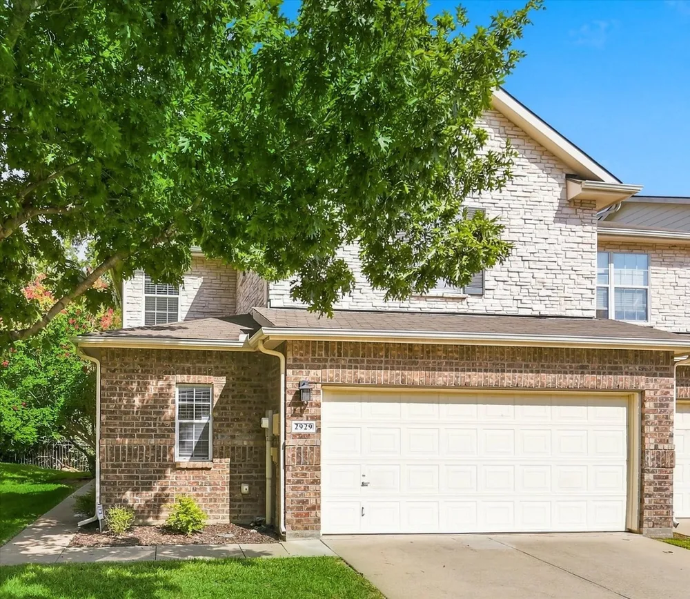 2929 Muirfield Drive Lewisville, TX 75067
