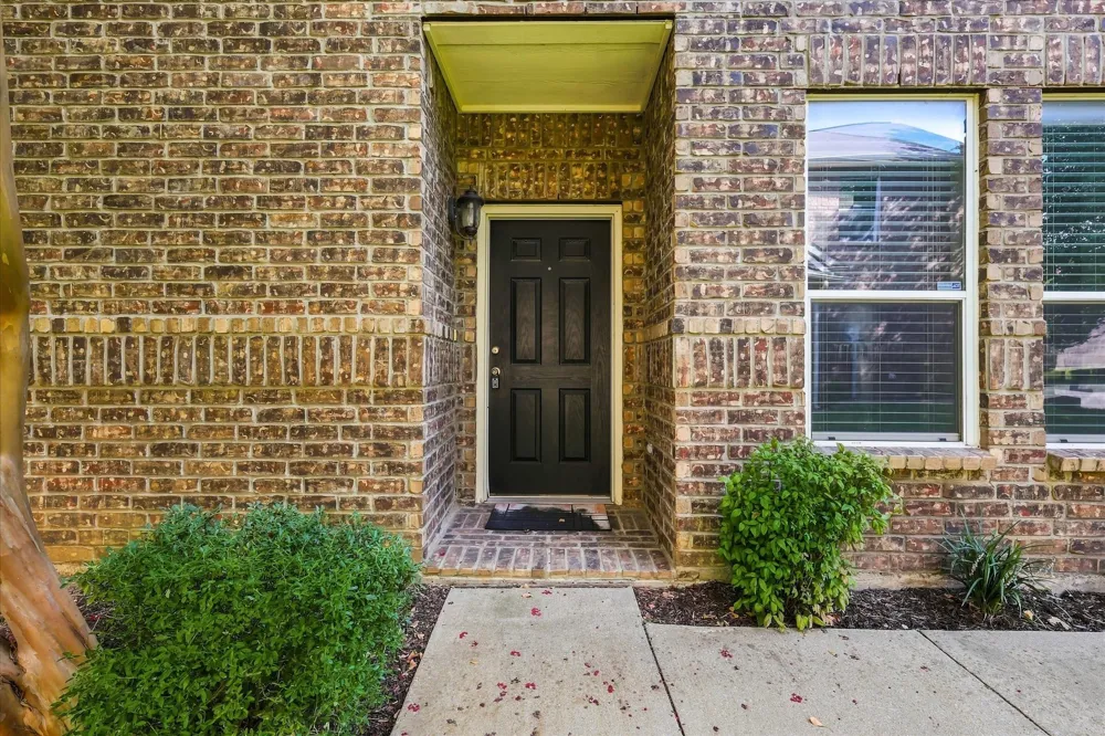 2929 Muirfield Drive Lewisville, TX 75067