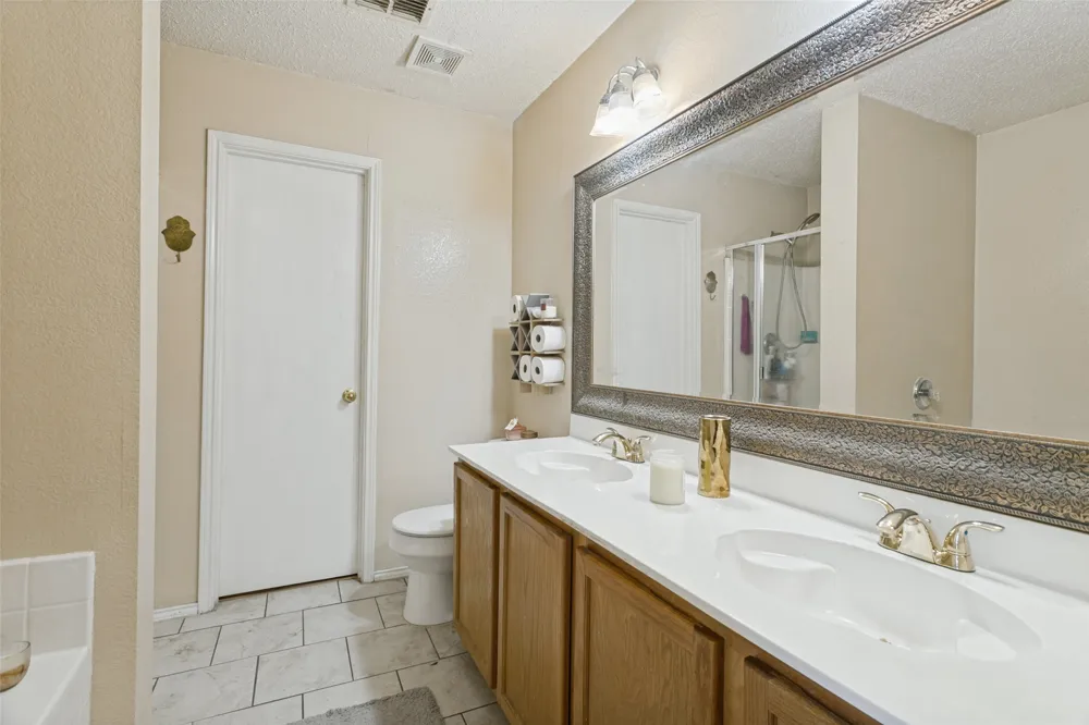3925 Stonewick Court Fort Worth, TX 76123