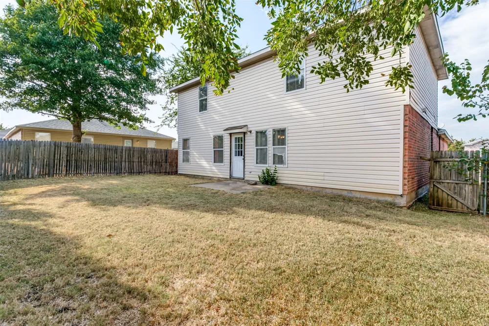 3925 Stonewick Court Fort Worth, TX 76123