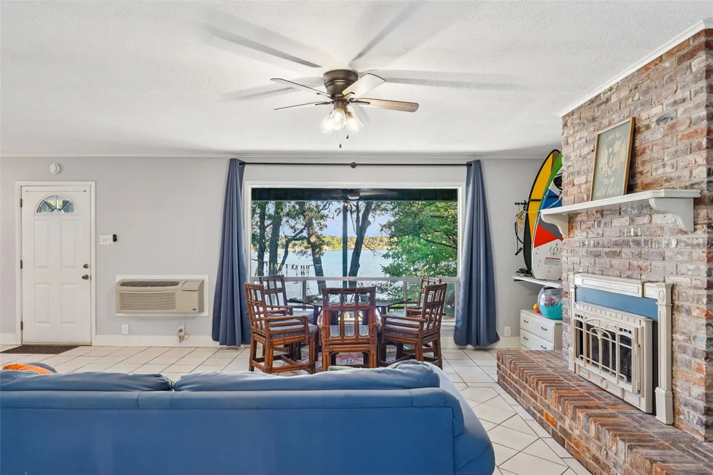 36 Falls Creek Circle Gainesville, TX 76240
