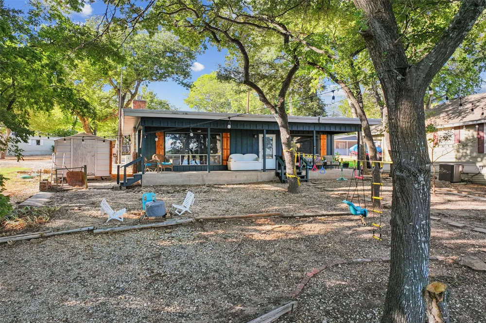 36 Falls Creek Circle Gainesville, TX 76240