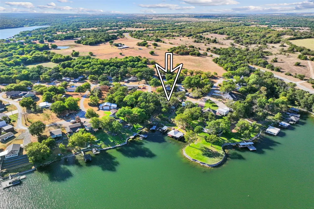 36 Falls Creek Circle Gainesville, TX 76240