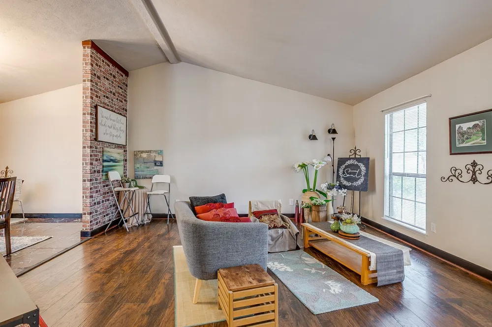 7913 Bermejo Road Fort Worth, TX 76112