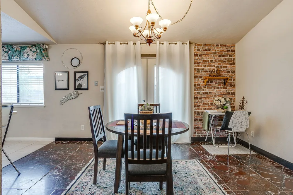 7913 Bermejo Road Fort Worth, TX 76112
