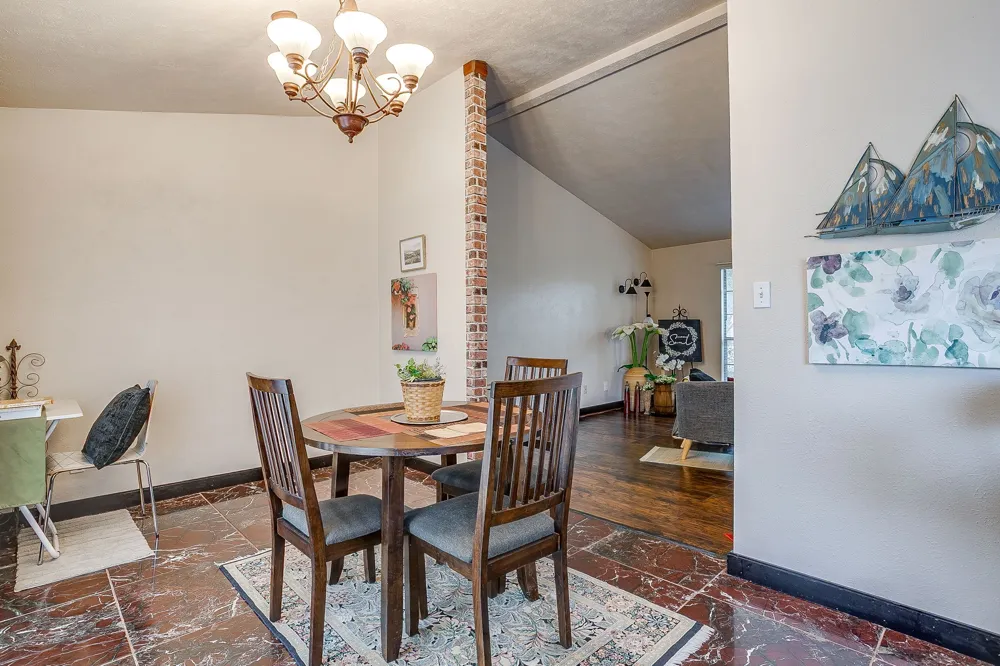 7913 Bermejo Road Fort Worth, TX 76112