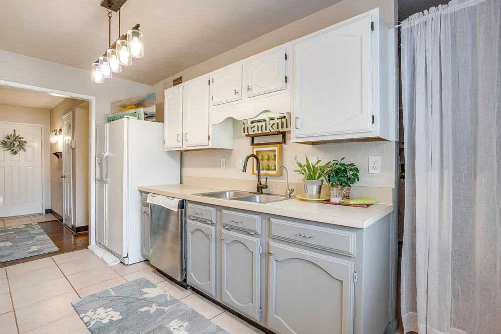 7913 Bermejo Road Fort Worth, TX 76112