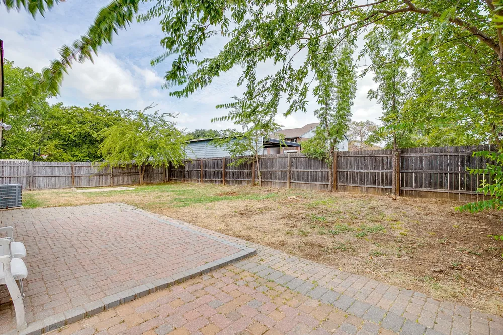 7913 Bermejo Road Fort Worth, TX 76112