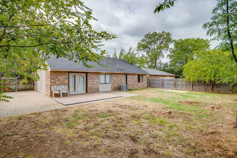 7913 Bermejo Road Fort Worth, TX 76112