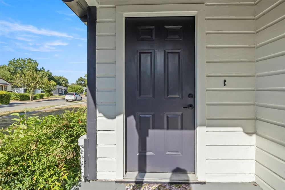 2406 Jennings Avenue Dallas, TX 75216