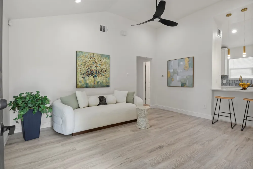 2406 Jennings Avenue Dallas, TX 75216