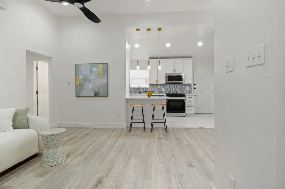 2406 Jennings Avenue Dallas, TX 75216