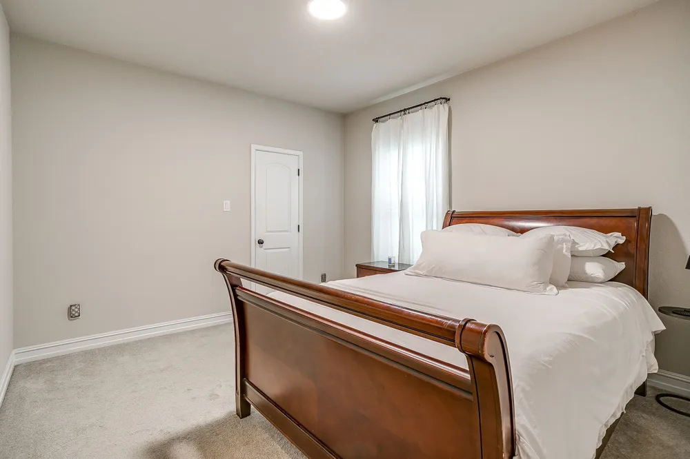 3005 Nob Hill Drive Burleson, TX 76028